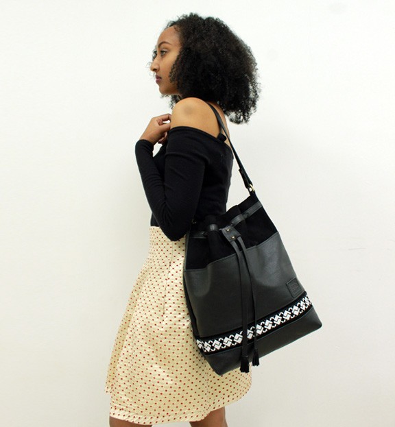 ALABA BUCKET BAG