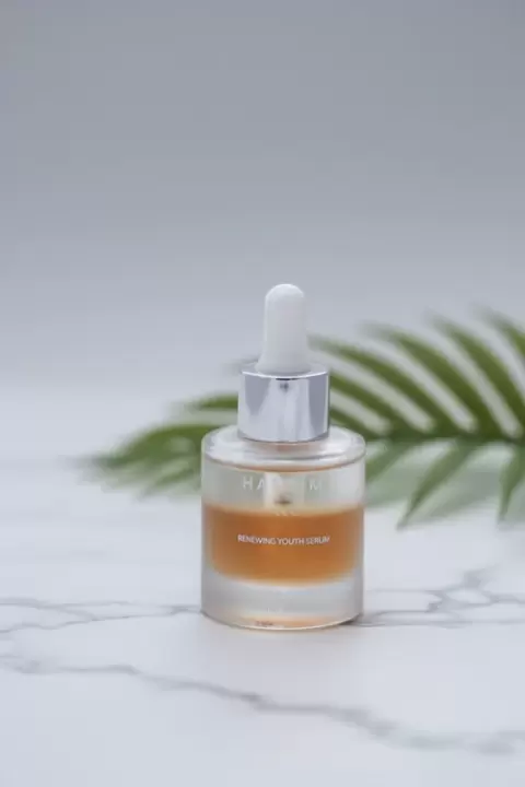 HanSim Renewing Youth Serum