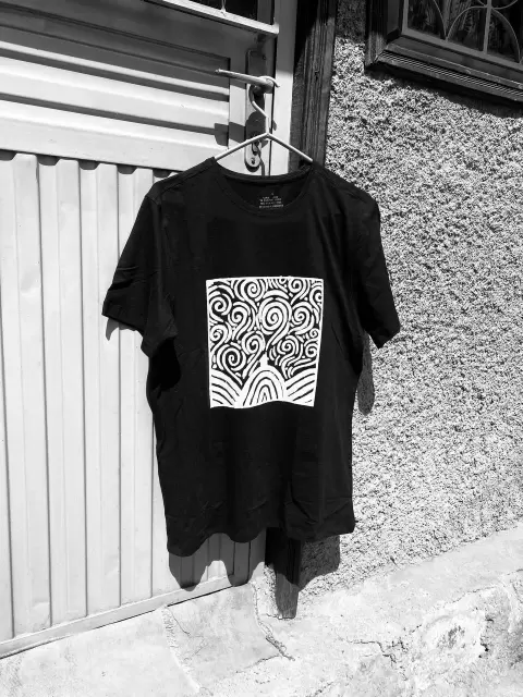 Hand Painted Black And White T-shirt