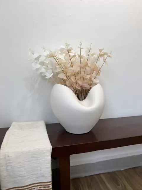 Pottery vase